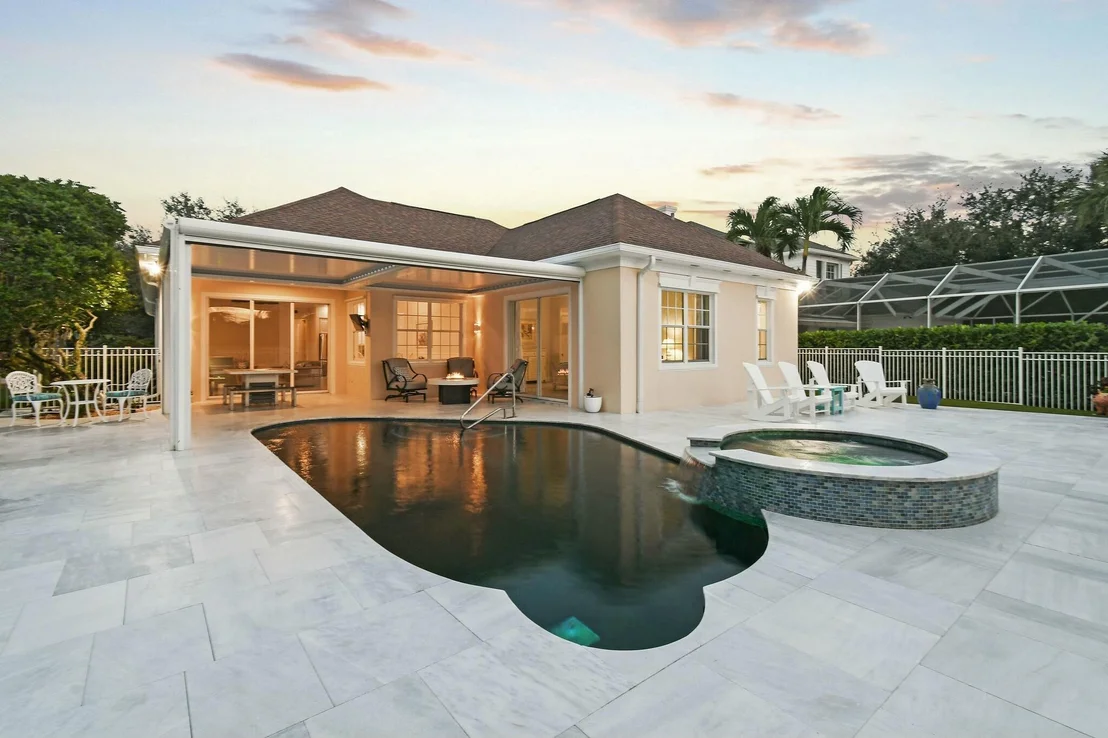 Photo of 196 Barbados Drive
