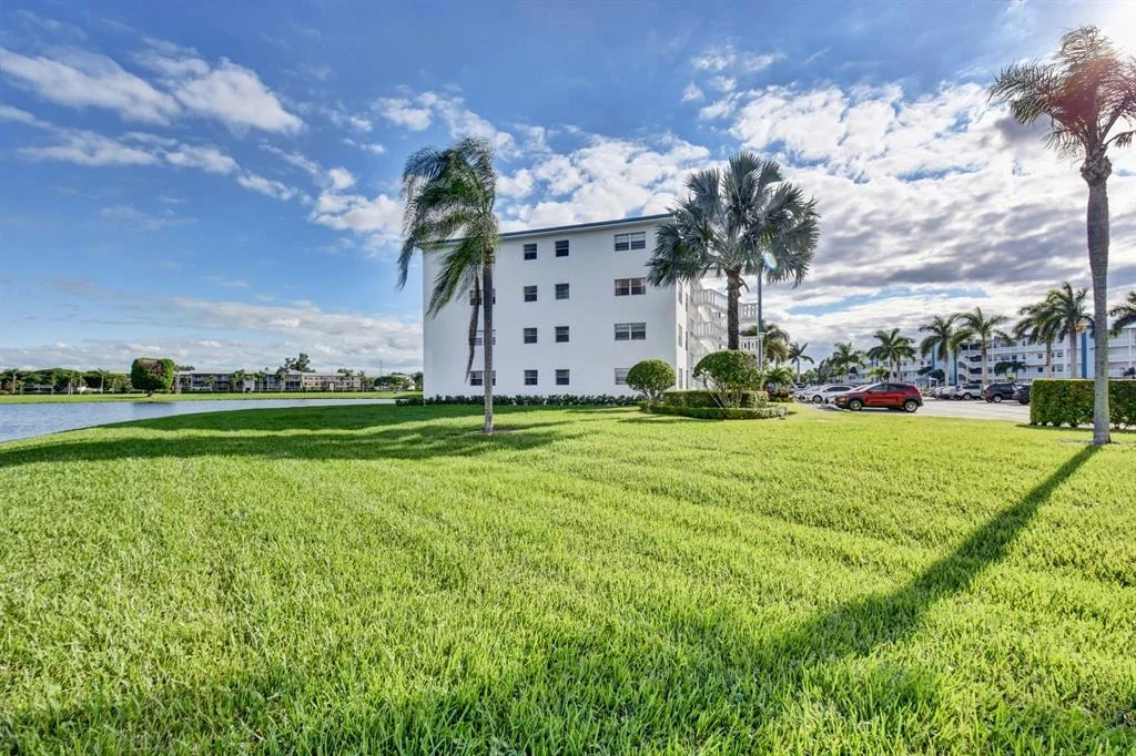 Photo of 3017 Exeter A