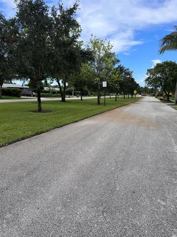 Photo of 638 Date Palm Drive