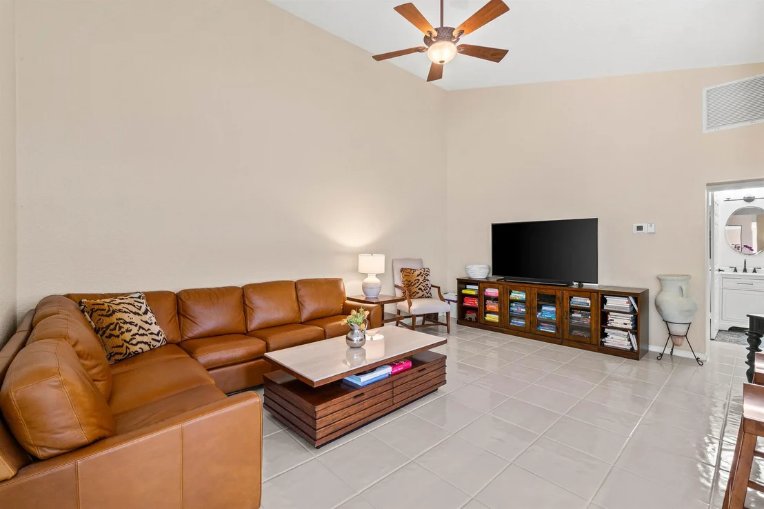 Photo of 5561 Grande Palm Circle