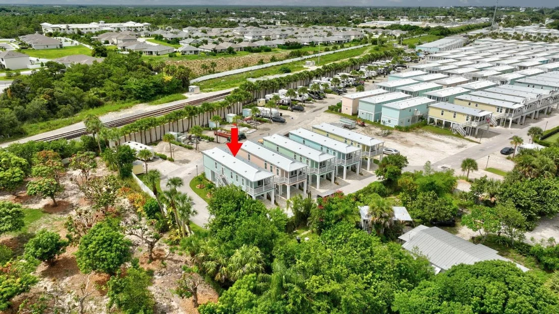 Photo of 301 NE Coastal Drive