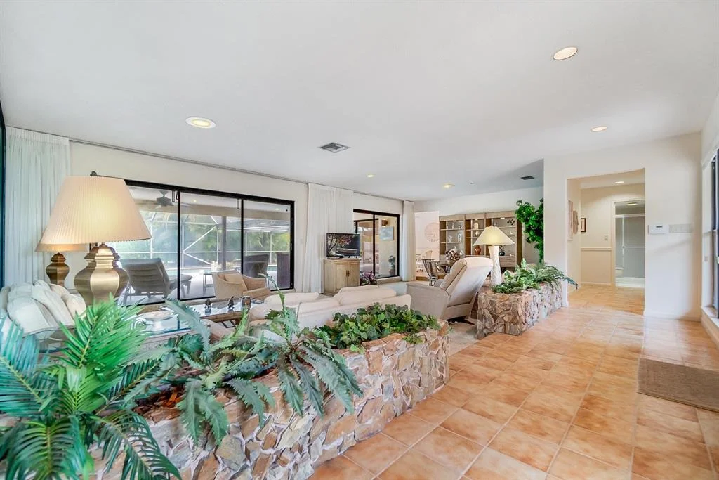Photo of 5963 Glenbrook Drive