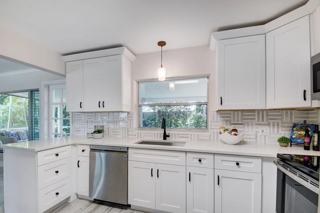 Photo of 335 Vanderbilt Drive