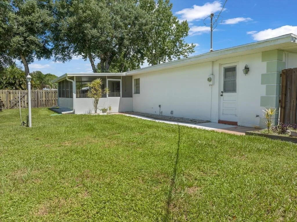 Photo of 5103 Fort Pierce Boulevard