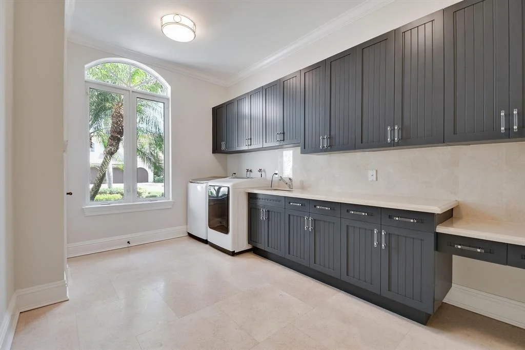 Photo of 652 Hermitage Circle