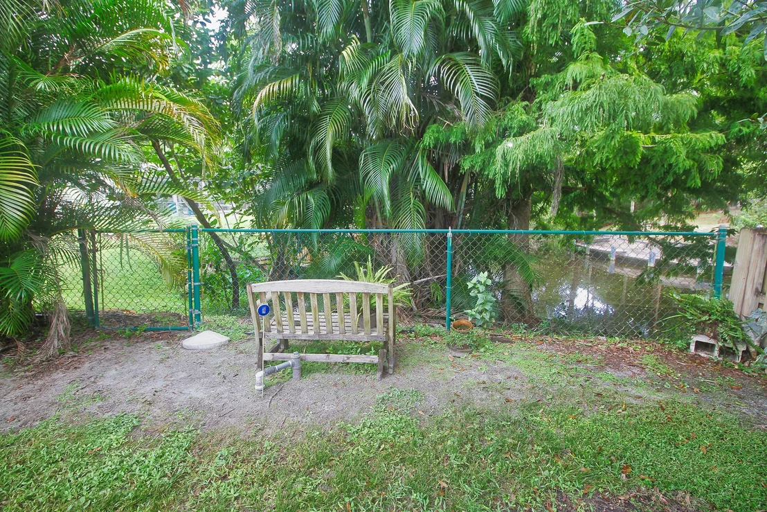 Photo of 7920 SE River Lane