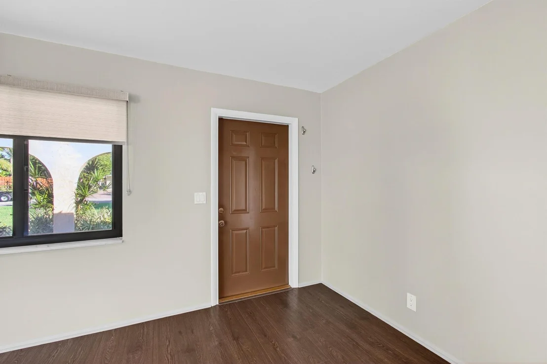 Photo of 714 Heron Drive