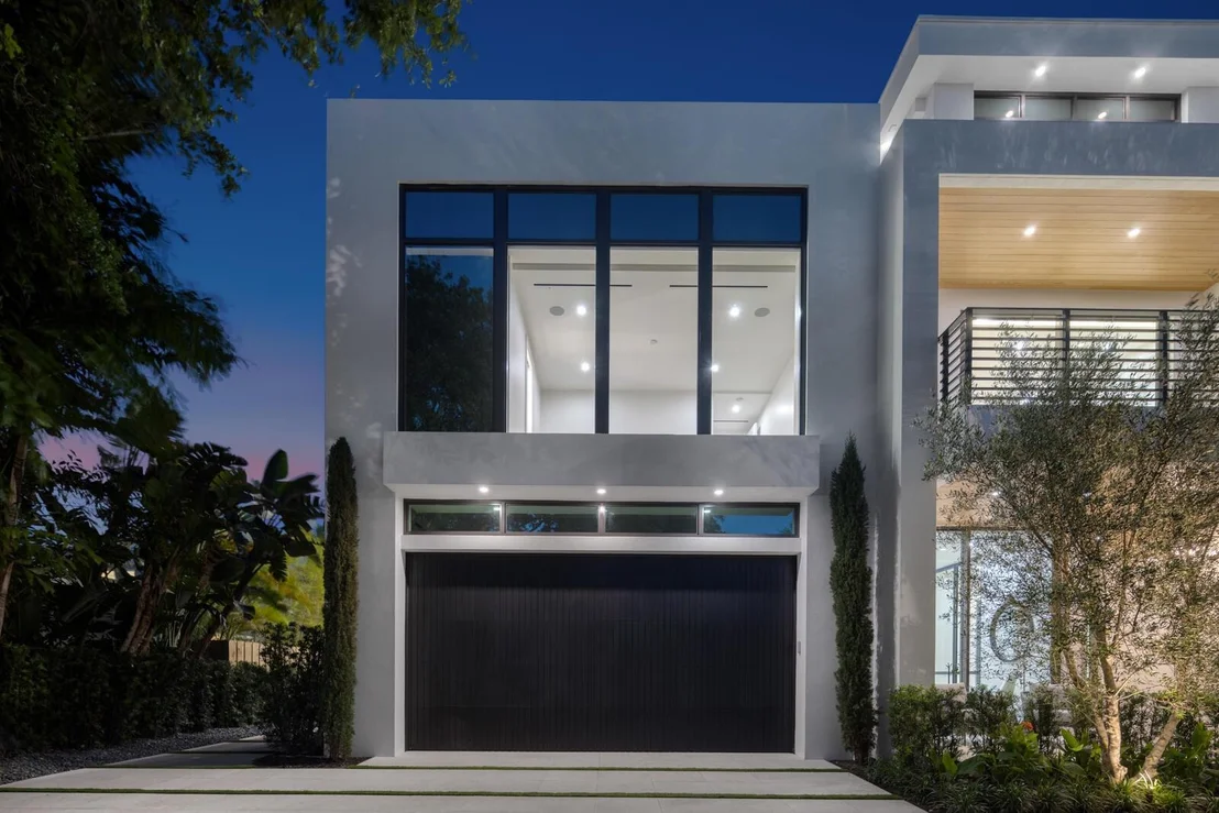 Photo of 400 NE Olive Way