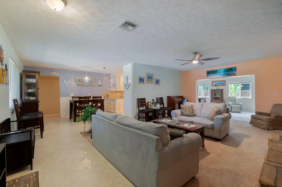 Photo of 5580 SE Paramount Drive