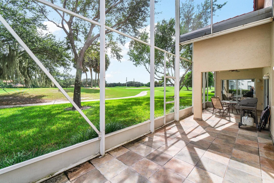 Photo of 6886 Grenelefe Road
