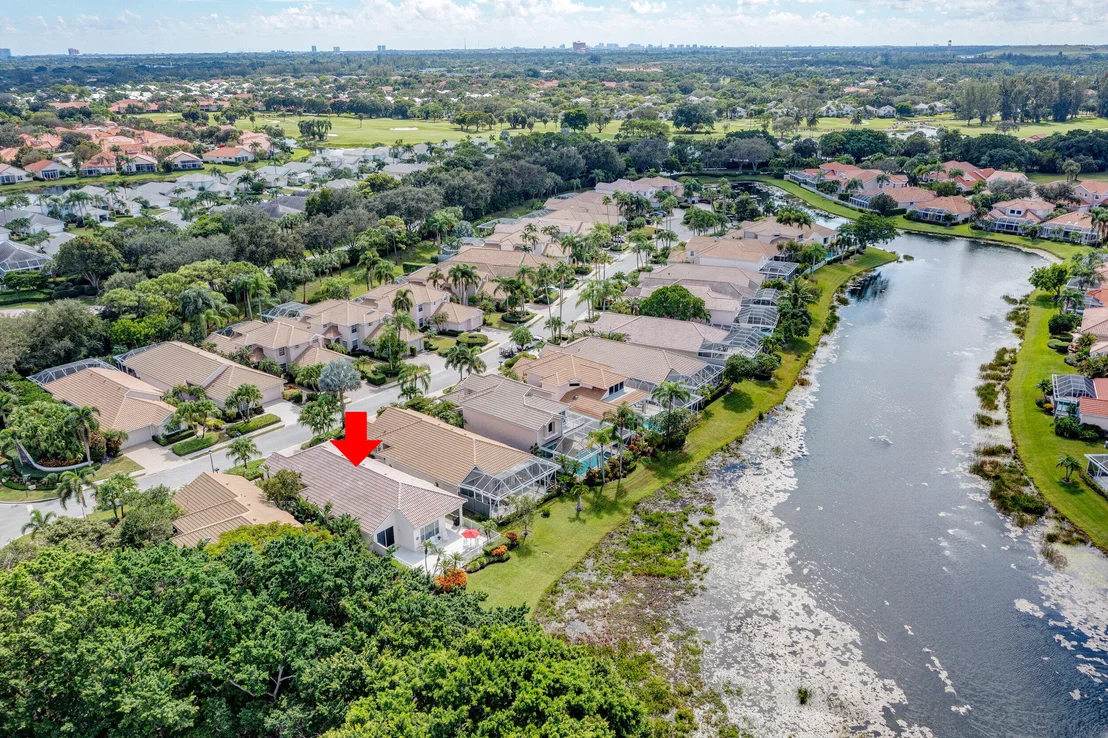 Photo of 738 Pinehurst Way