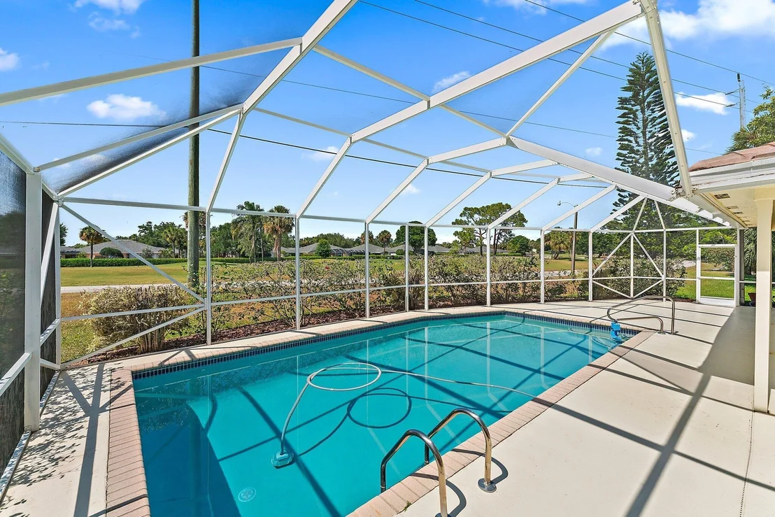 Photo of 259 Cardinal Lane