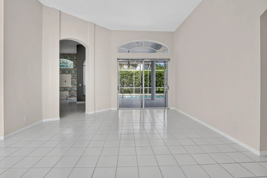 Photo of 10031 Lexington Estates Boulevard
