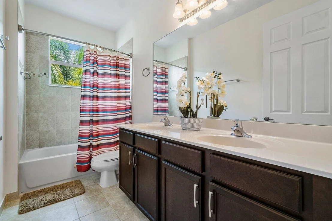 Photo of 8065 Pinnacle Pass Way