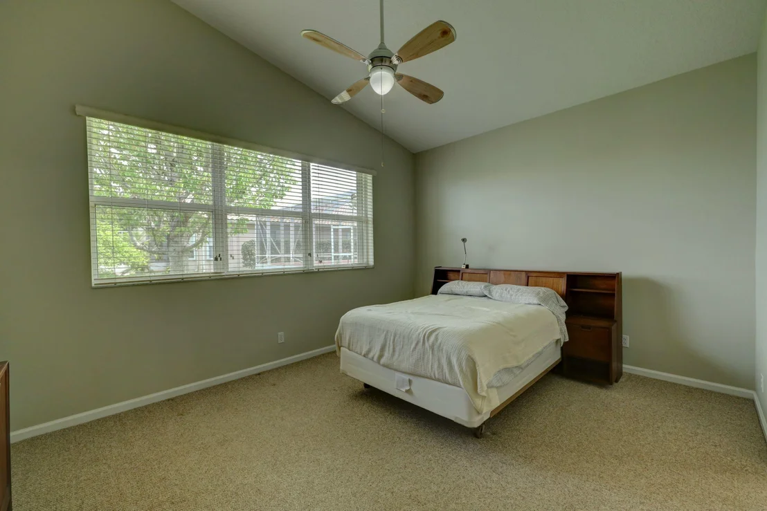 Photo of 362 NW Springview Loop