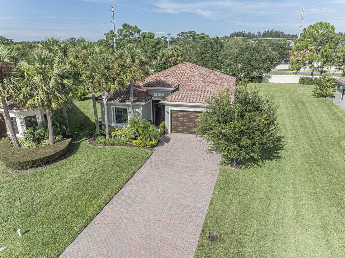 Photo of 5527 57TH Way
