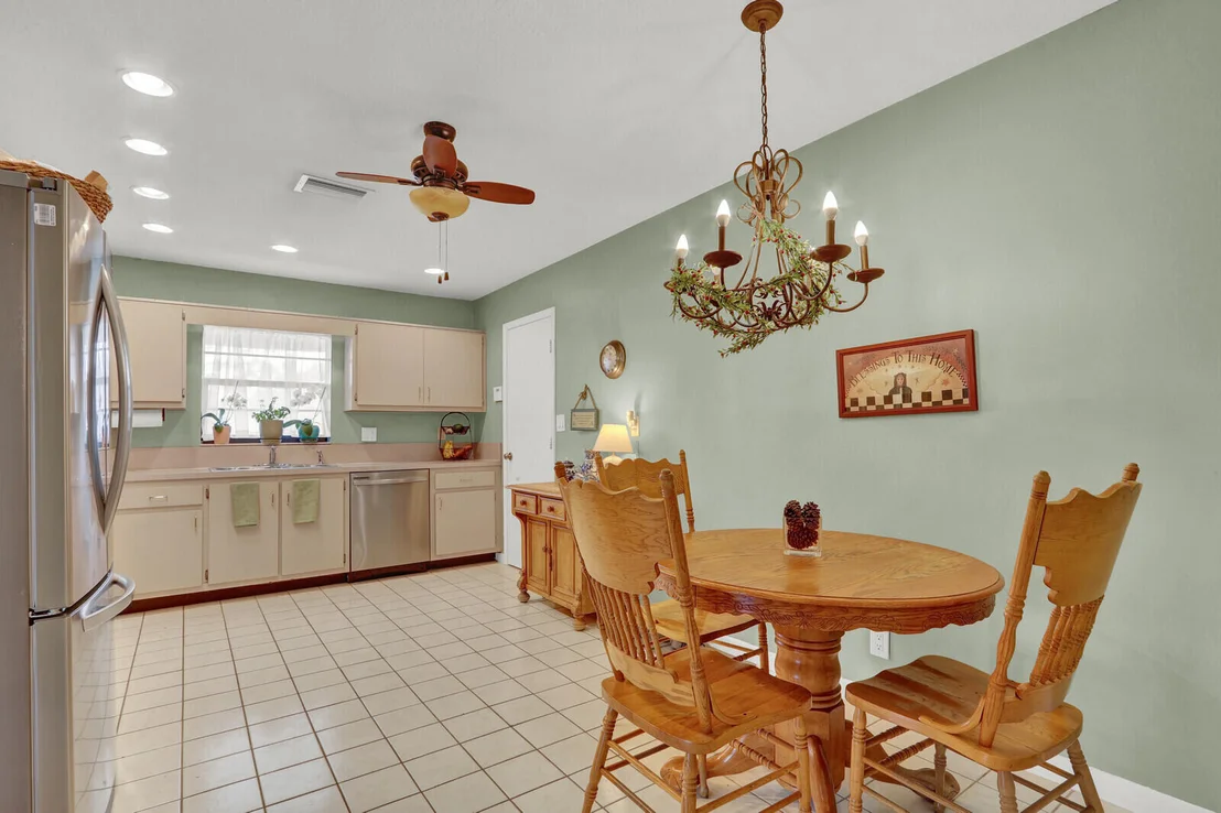 Photo of 21946 White Pine Terrace