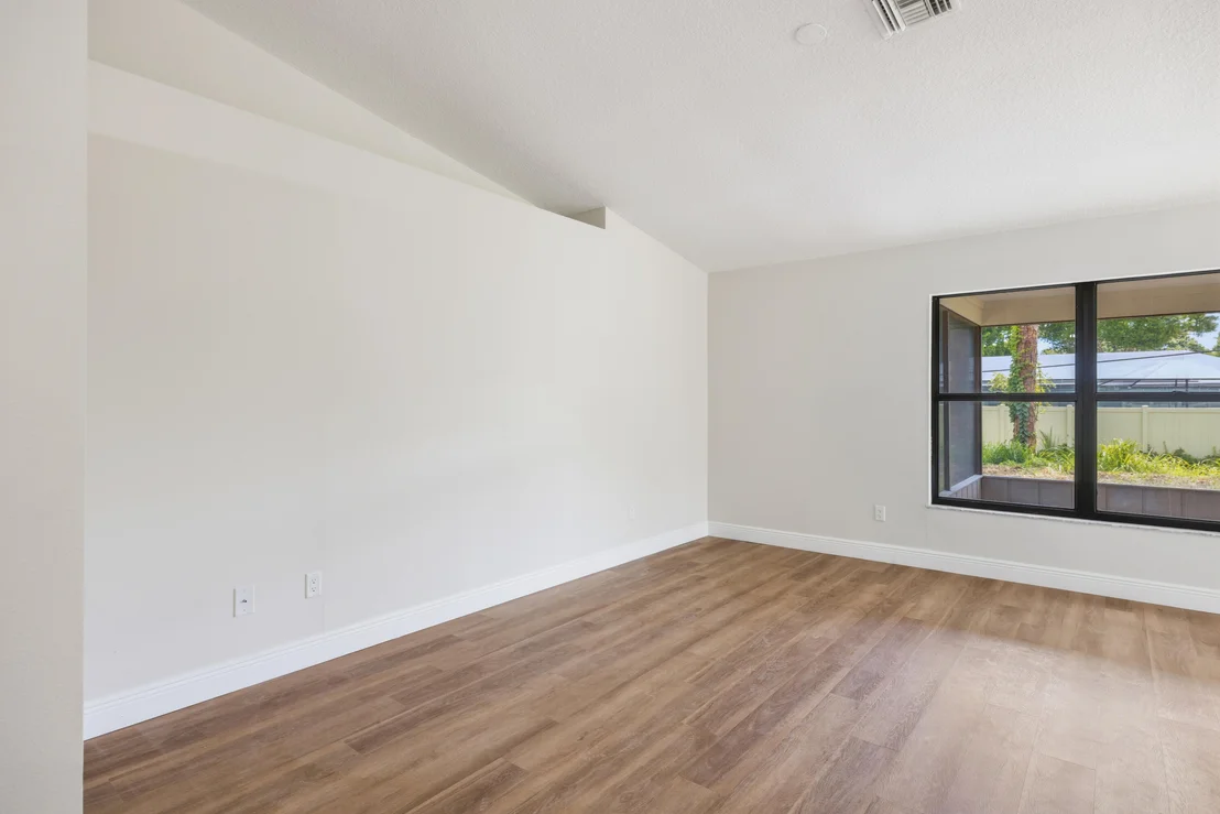 Photo of 186 24th Avenue