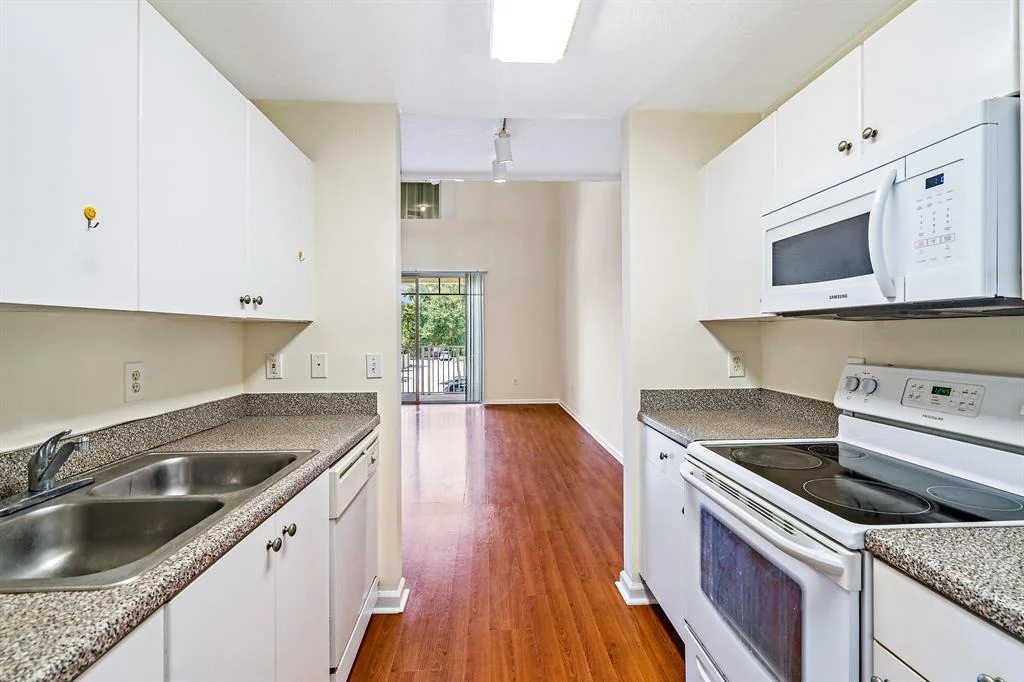 Photo of Unit 21 at 1080 University Boulevard