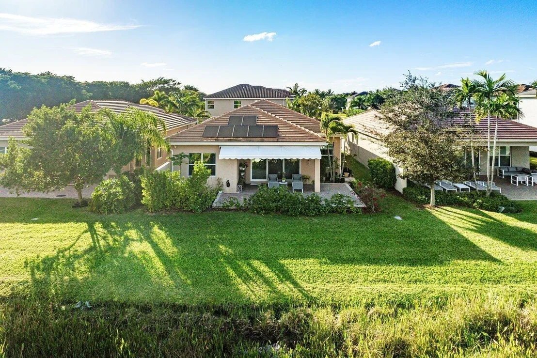 Photo of 15434 Blue River Road