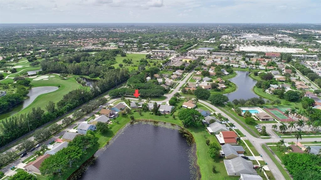 Photo of 1840 Edgewater Drive