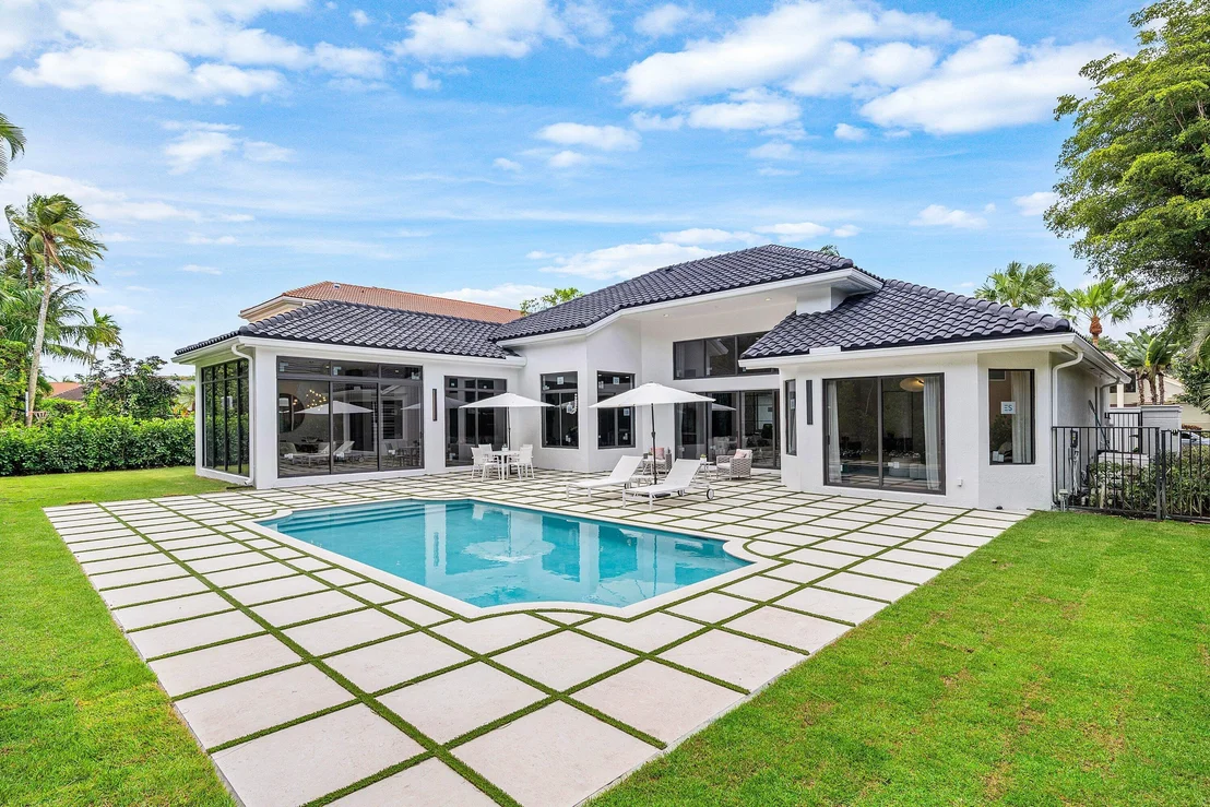 Photo of 7028 Mandarin Drive