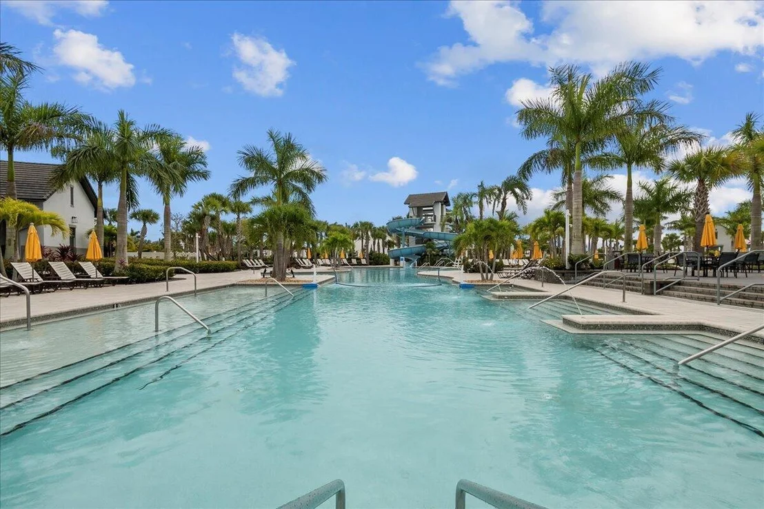Photo of 15841 Key Biscayne Lane