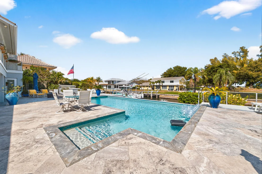 Photo of 113 Ebbtide Drive