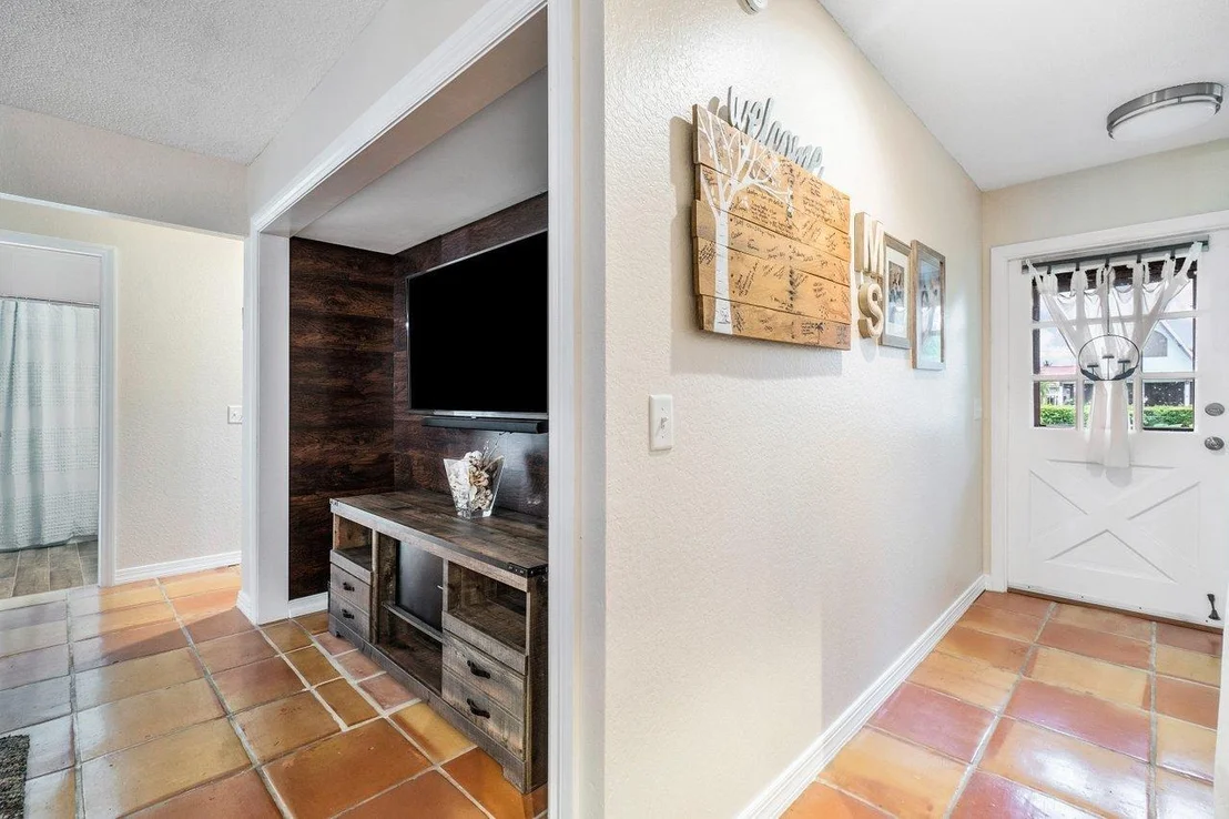Photo of 9220 Lantern Drive