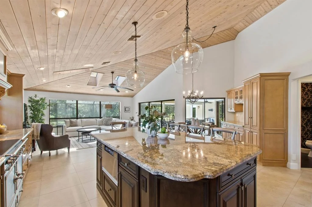 Photo of 4376 Pine Tree Drive