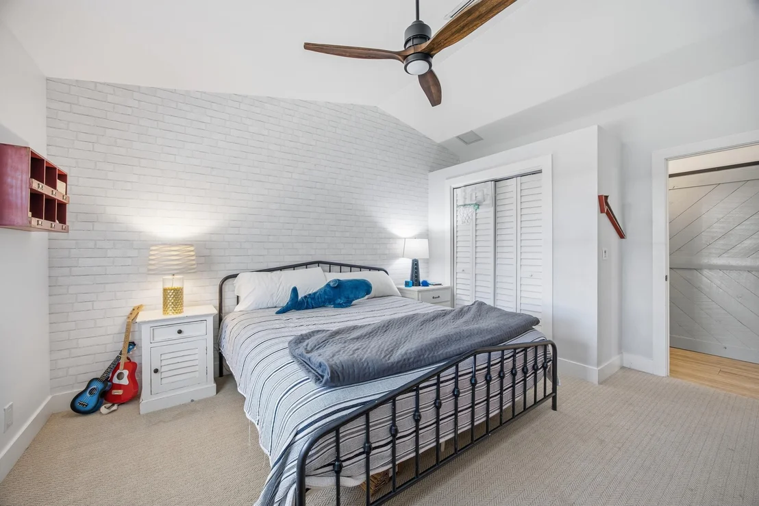 Photo of 17655 Alexander Run