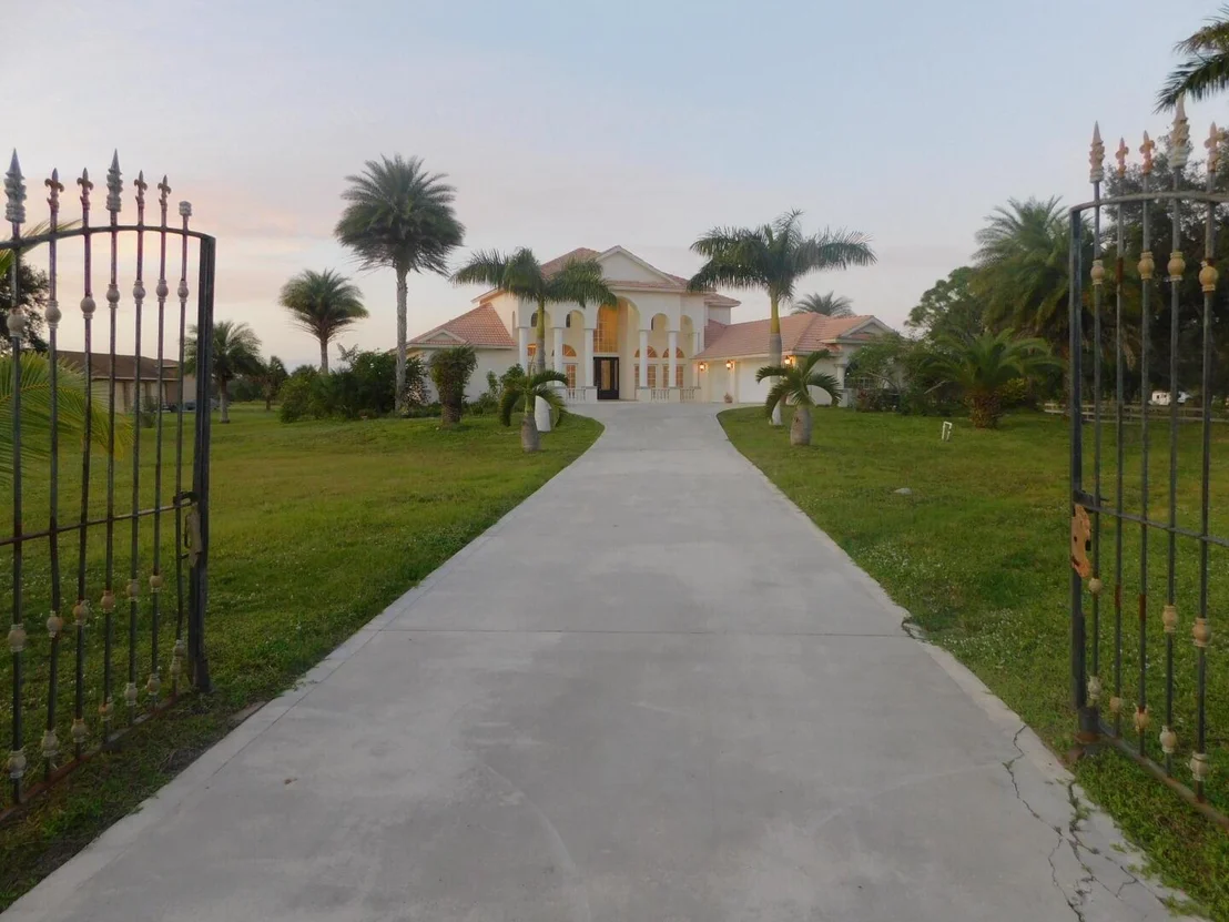 Photo of 238 Deer Run Road
