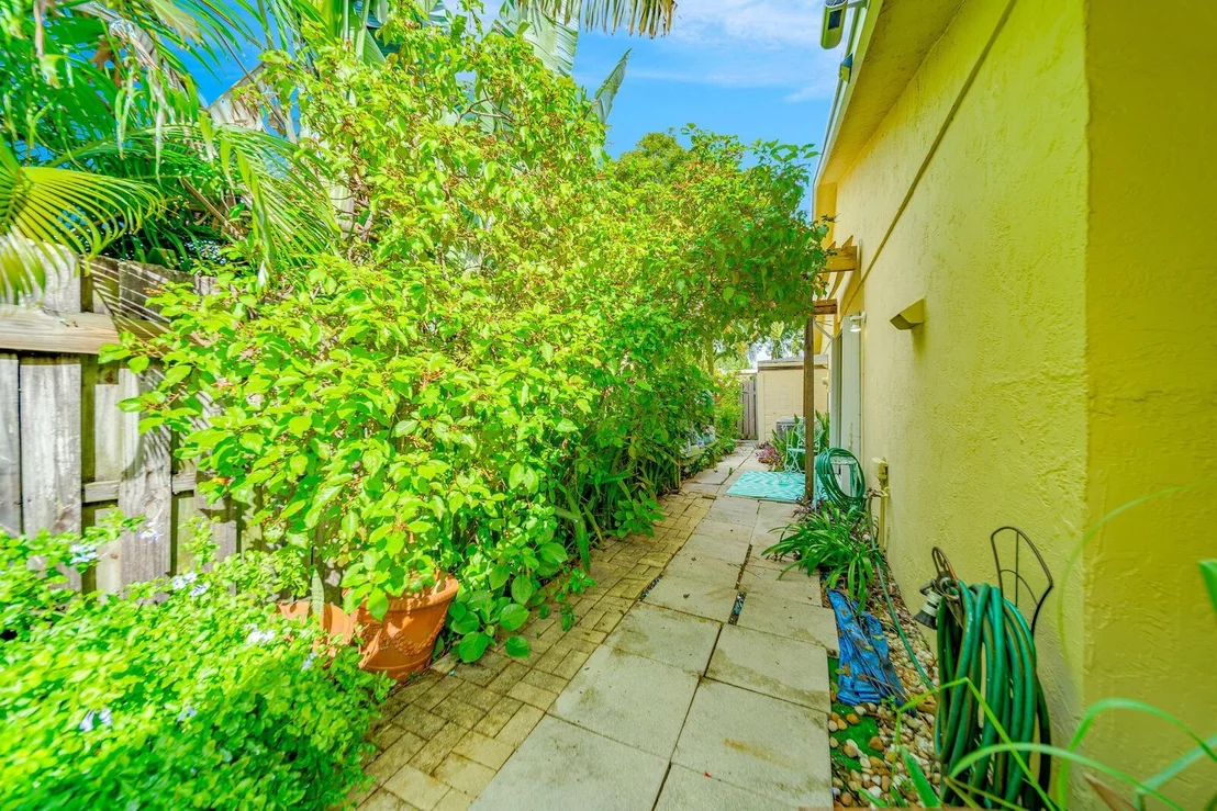 Photo of 9092 Affirmed Lane