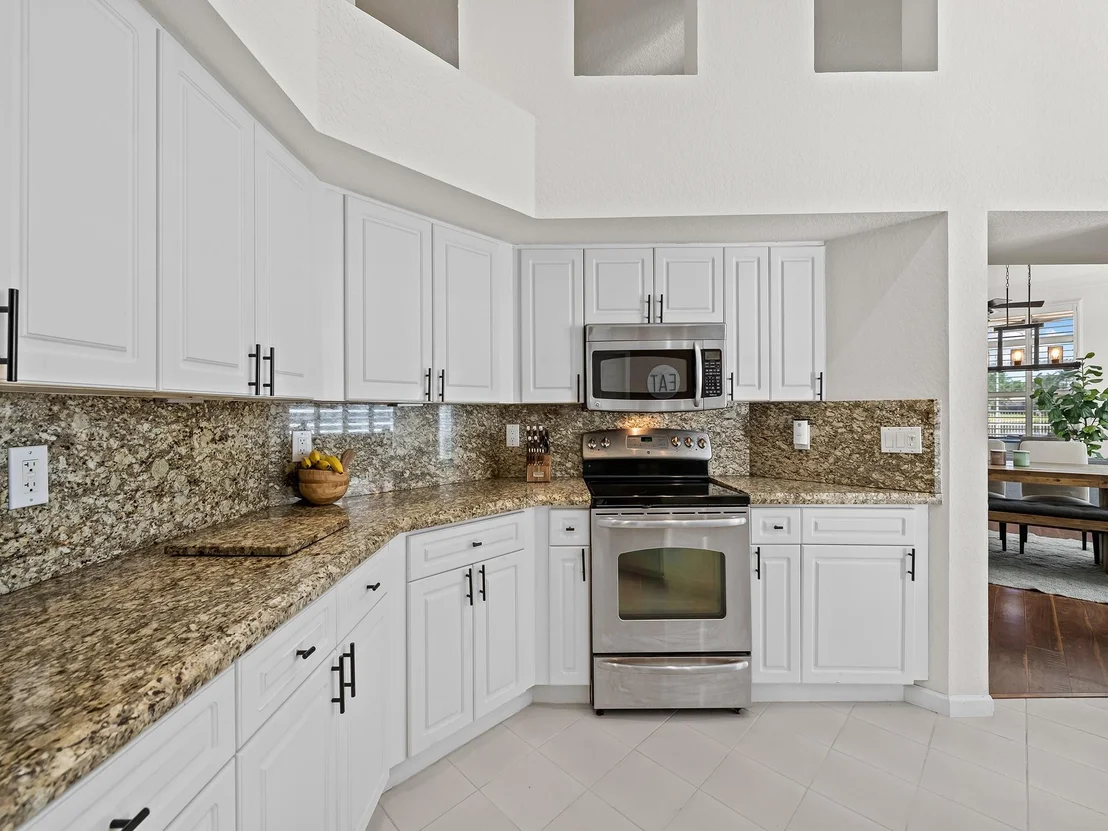 Photo of 2548 Bay Pointe Drive