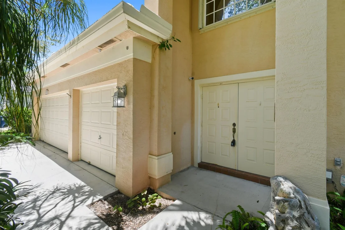 Photo of 575 Scrubjay Lane