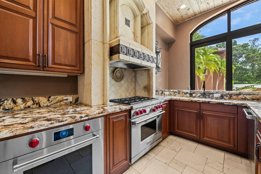 Photo of 6300 Riverside Drive