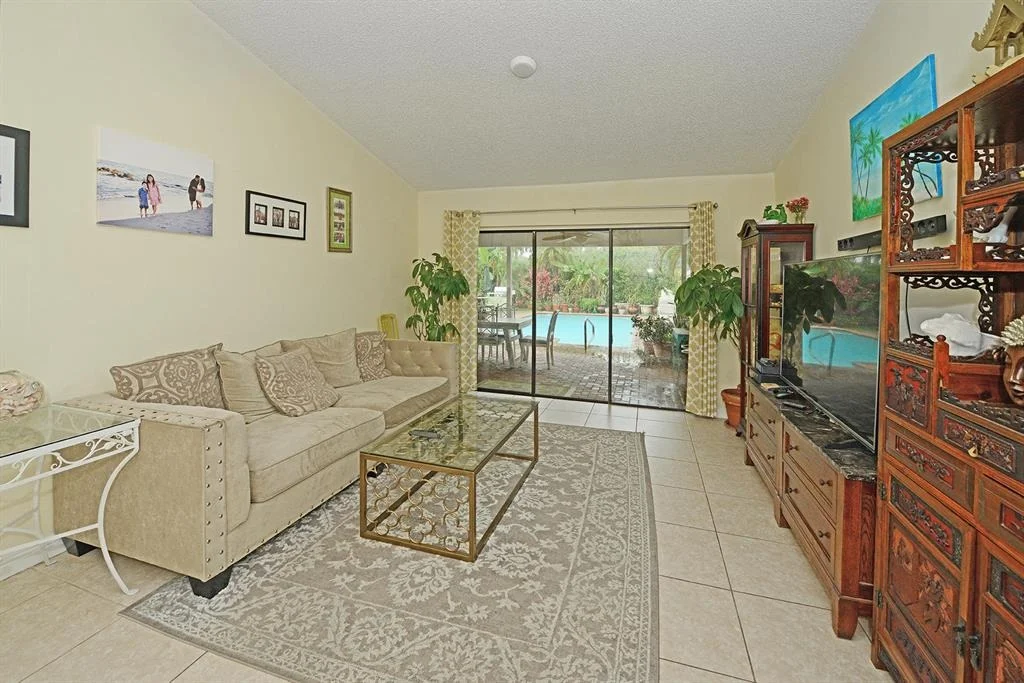 Photo of 7570 Solimar Circle