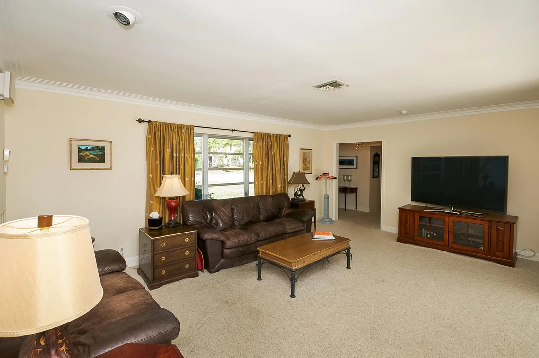 Photo of 930 Emerald Row