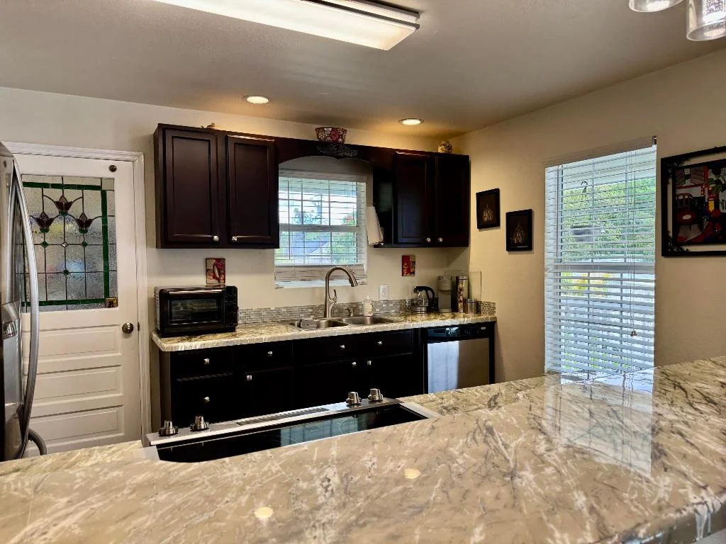 Photo of 2532 NW 33rd Avenue