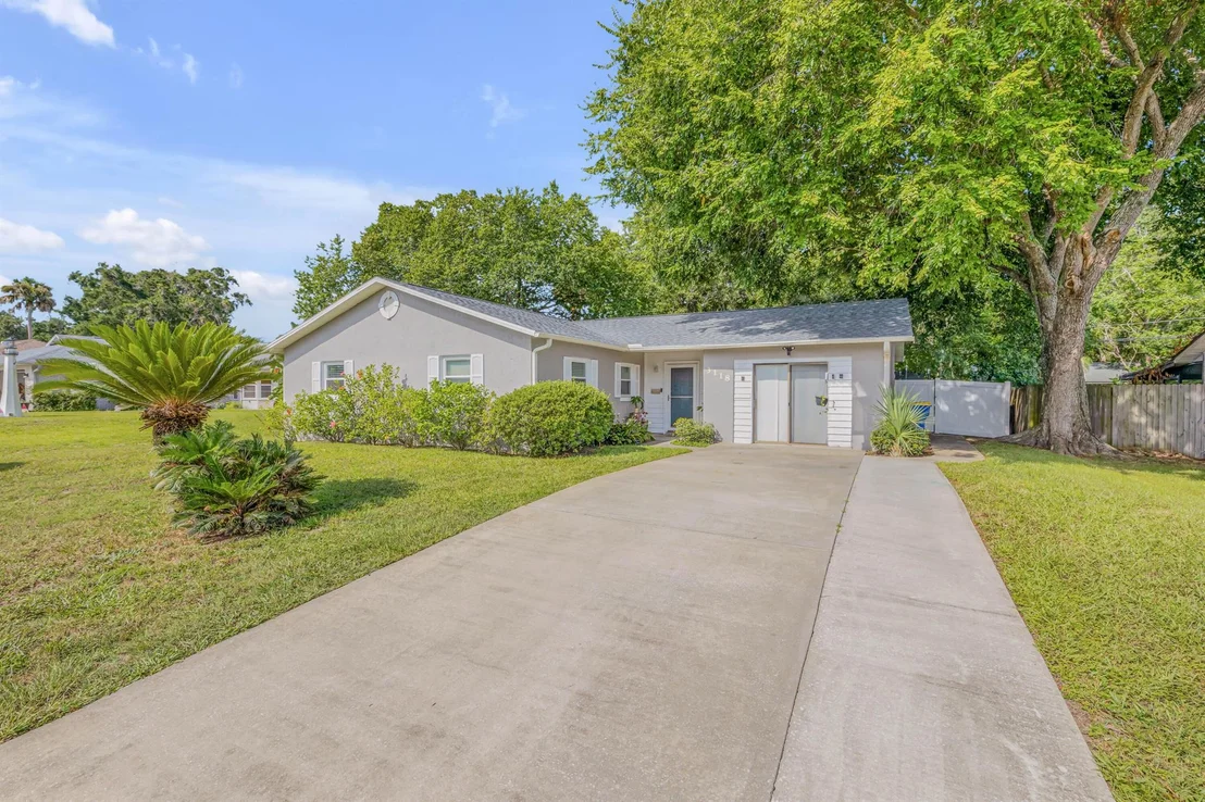 Photo of 3118 Willow Oak Drive