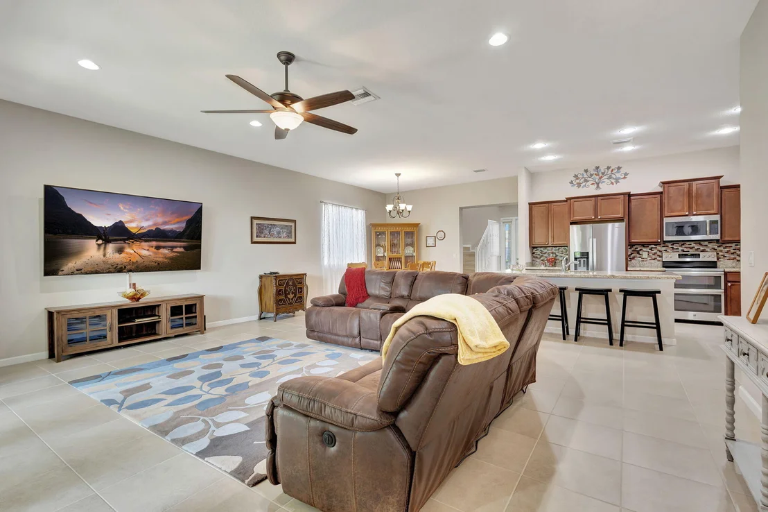 Photo of 6873 Langdon Way