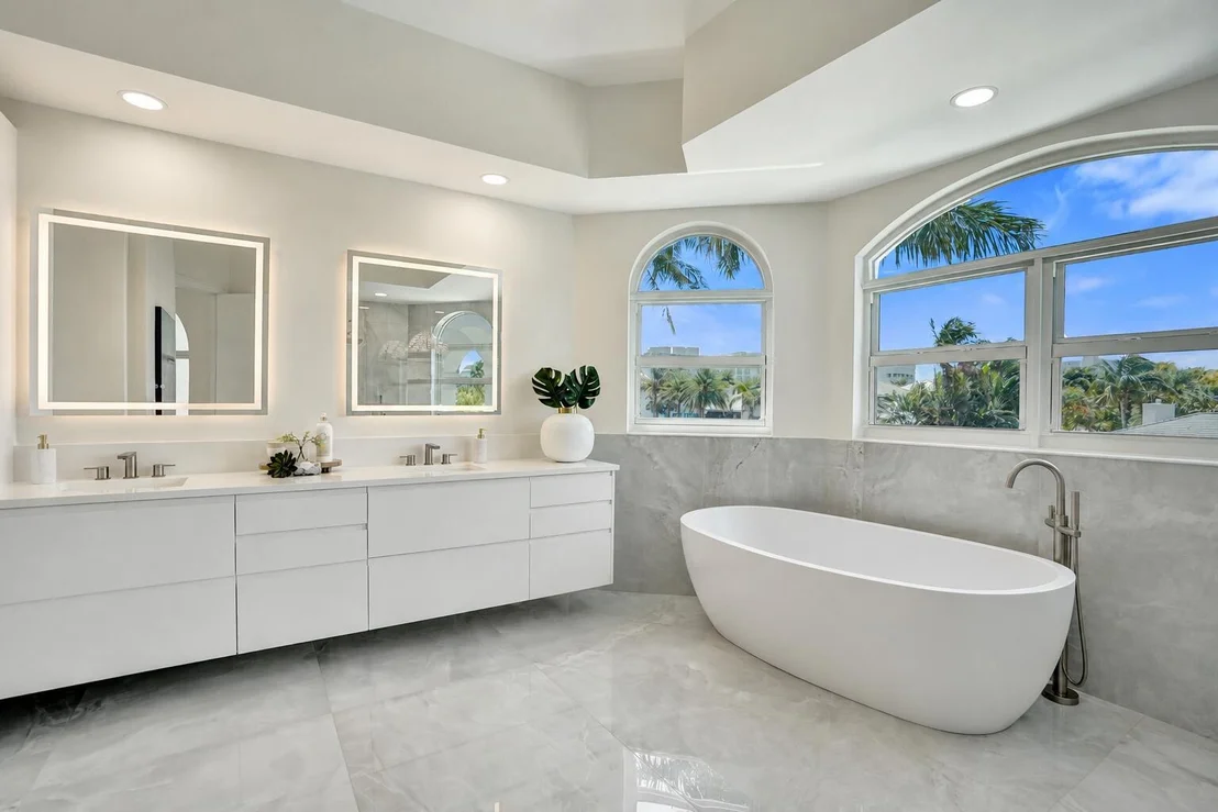 Photo of 890 Lilac Drive