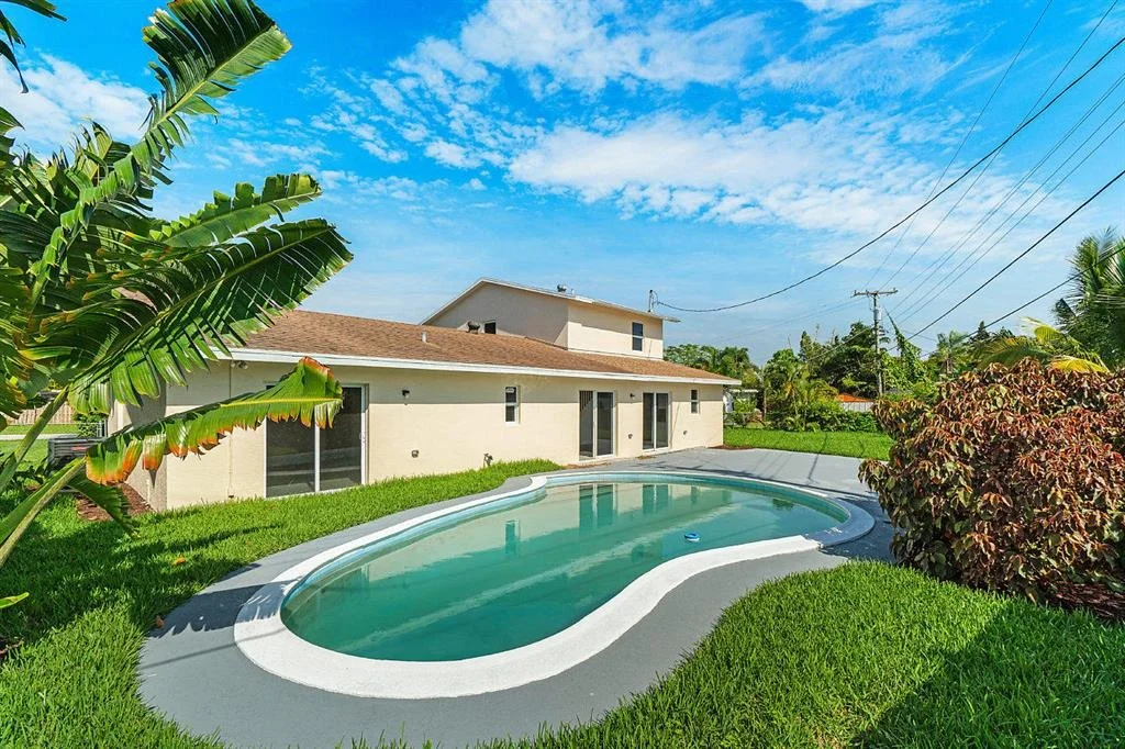 Photo of 667 Eagle Circle