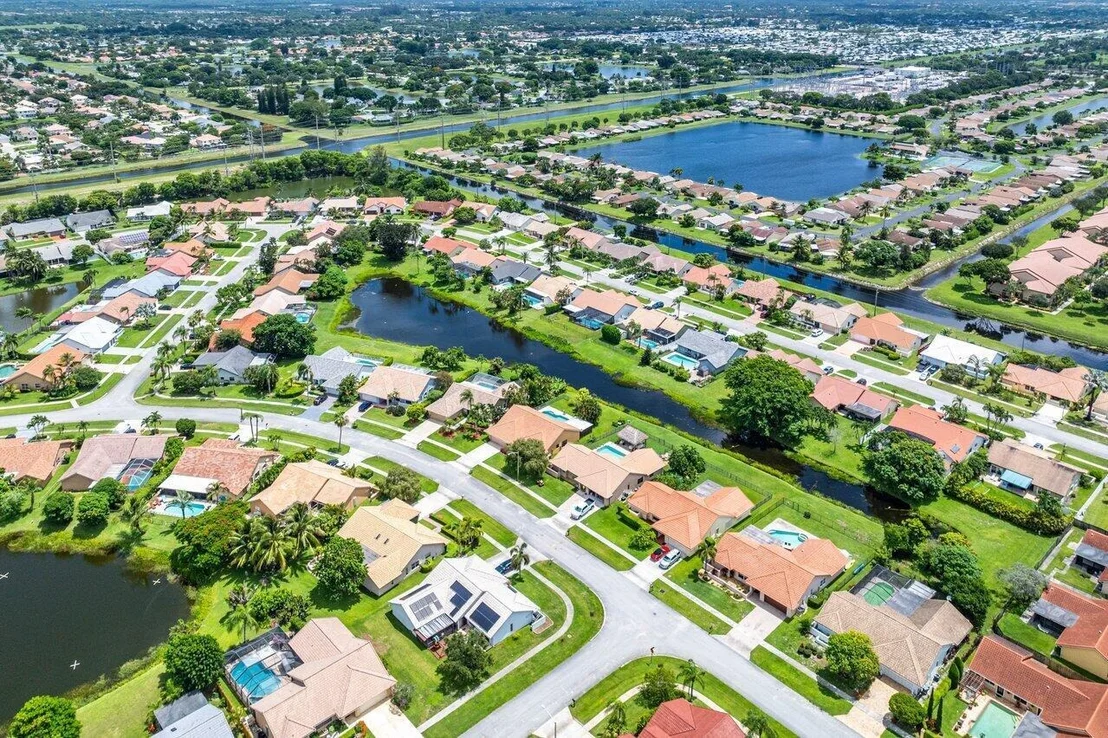 Photo of 9439 Sun Pointe Drive