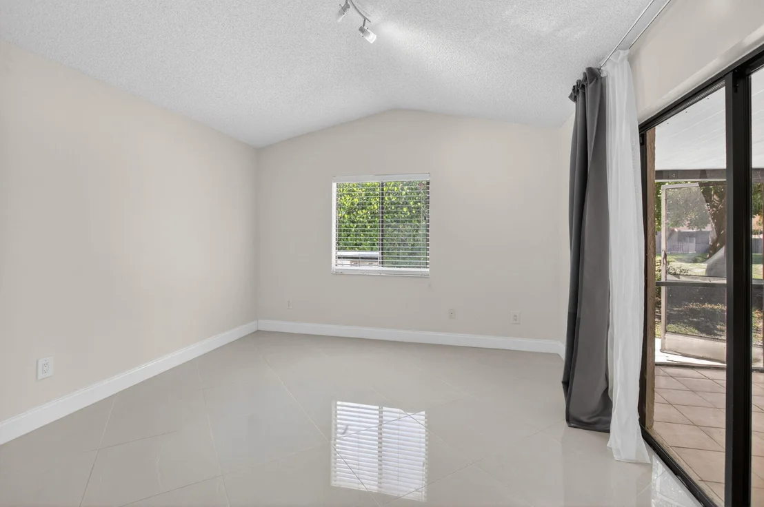 Photo of 7 Kyle Way