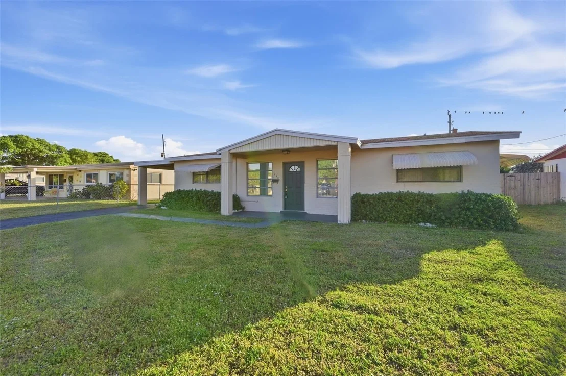 Photo of 4030 NW 3rd Way