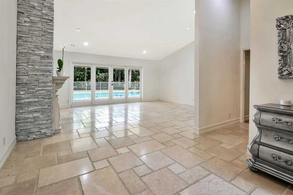 Photo of 4443 Pine Tree Drive