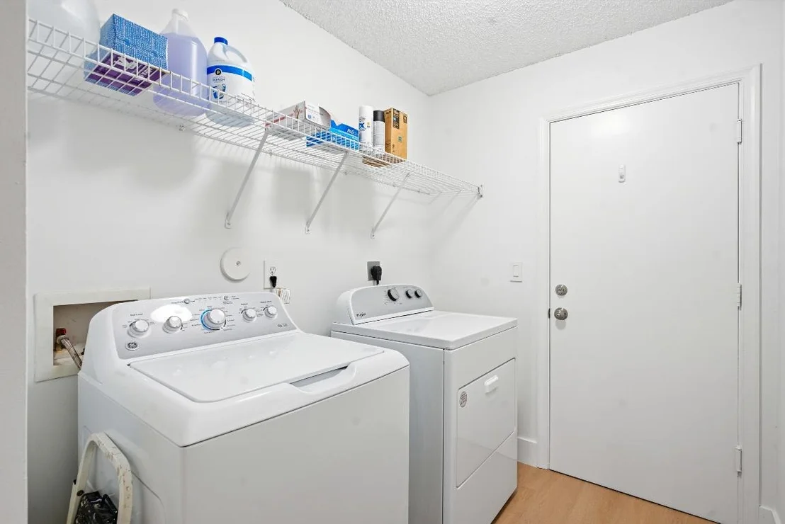 Photo of 128 Sausalito Drive