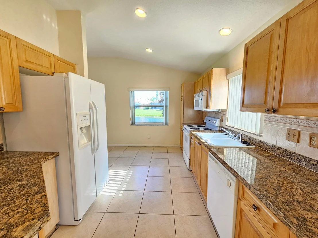 Photo of 12827 HAMPTON LAKES Circle