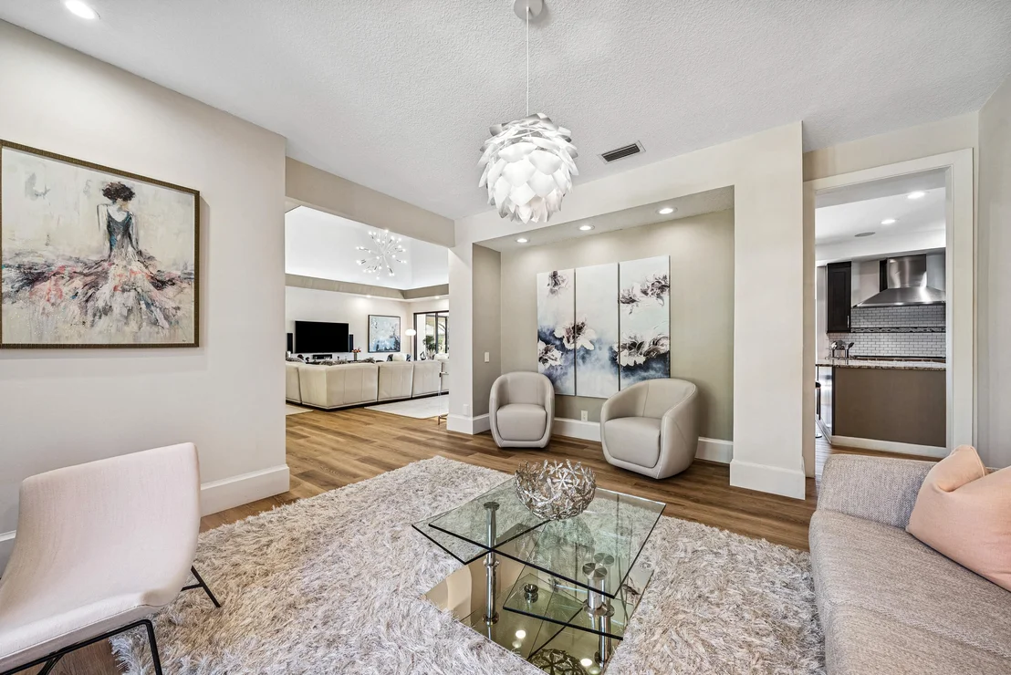 Photo of 5221 Estates Drive